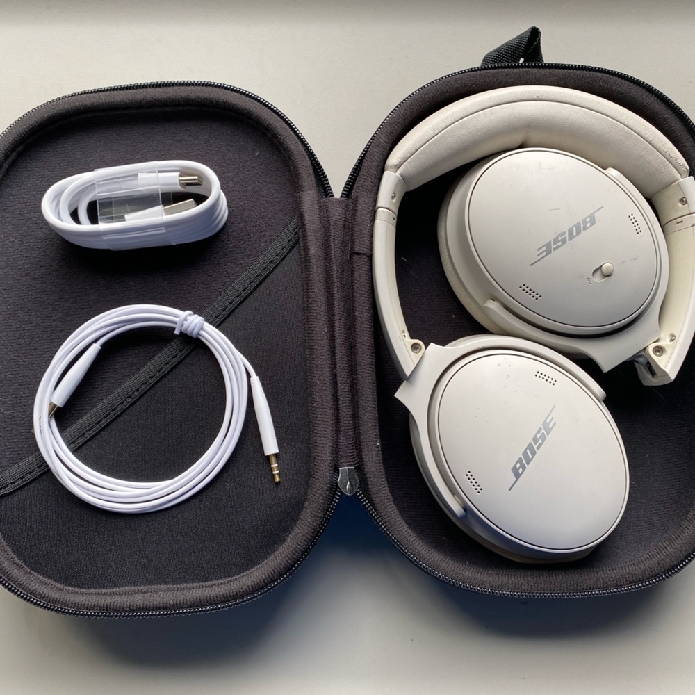 Bose QuietComfort 45 Wireless noise canceling headphones
